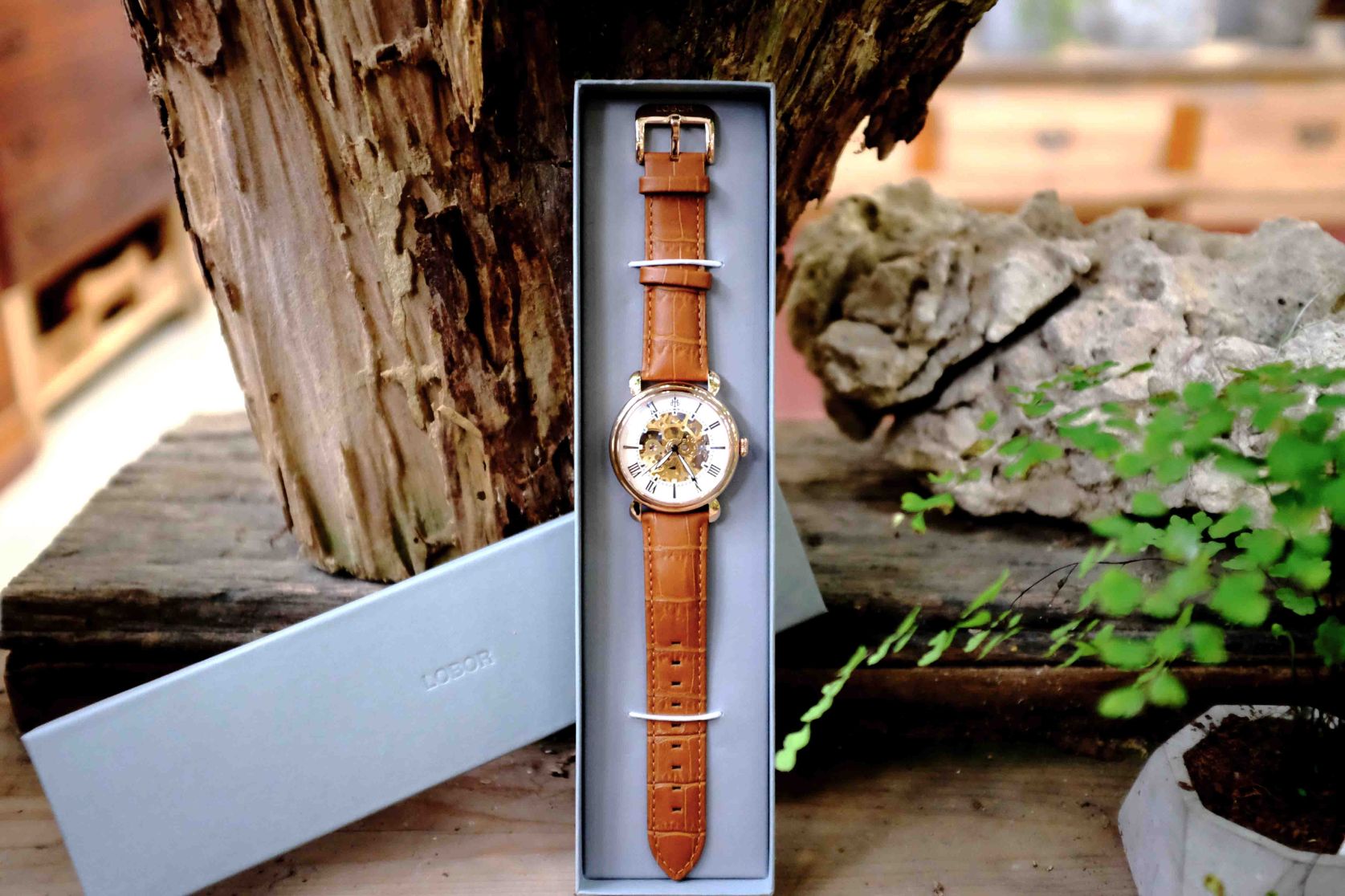 看見！香港鐘錶業黃金時代中低調奢華的機械腕錶/LOBOR Watches @黛西優齁齁 DaisyYohoho 世界自助旅行/旅行狂/背包客/美食生活