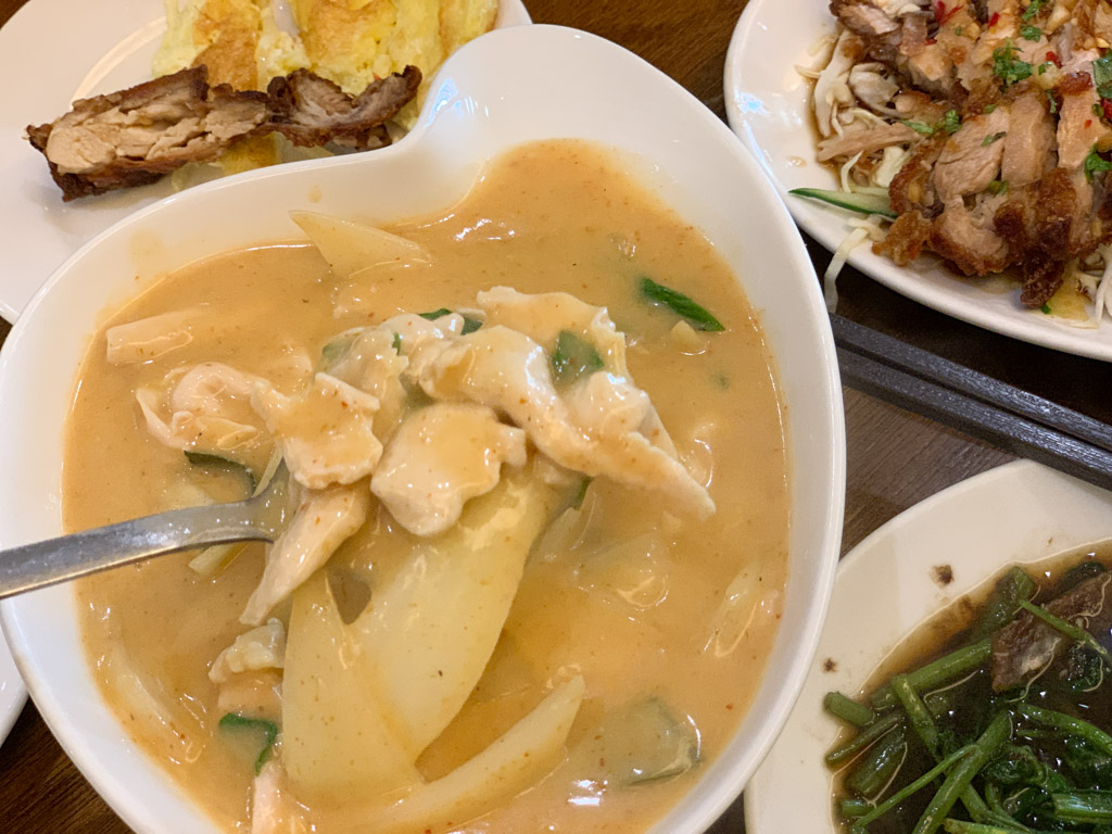 巴東泰式料理, 台南泰式料理, 台南東區美食, 長榮路美食, 台南美食, 台南平價泰國料理