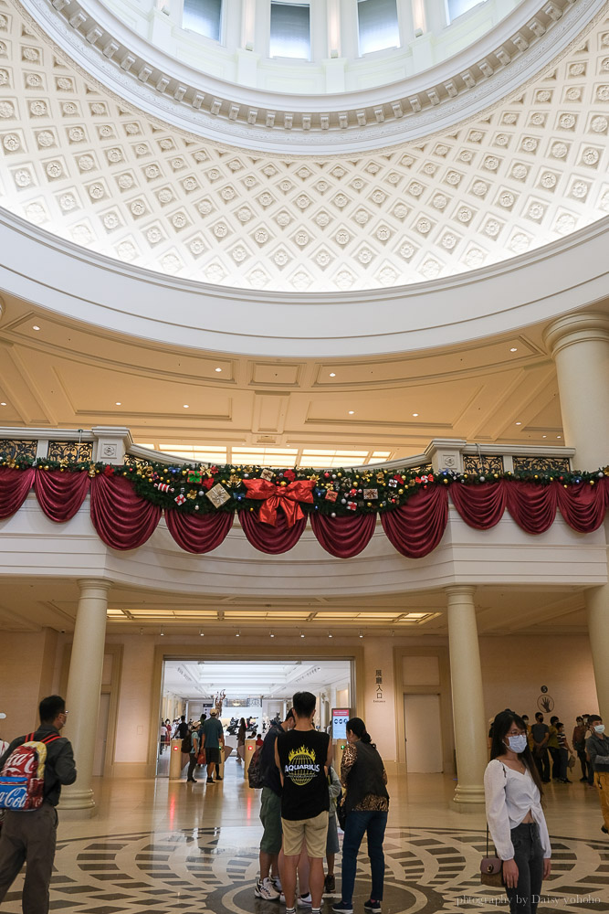 台南歐風建築「奇美博物館」花園草坪野餐，白色宮殿為背景，一秒飛歐洲！