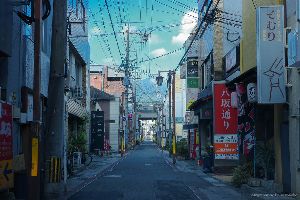 大分別府住宿推薦「野上本館」有年代感的榻榻米房（含衛浴），附大眾池澡堂，有停車場